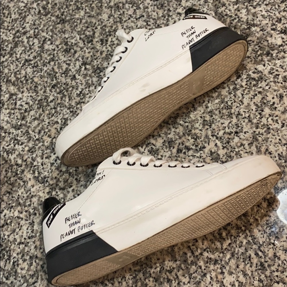 Low shoes